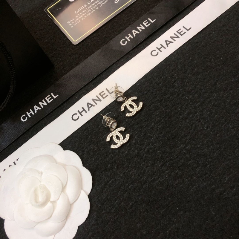 Ch**el earrings